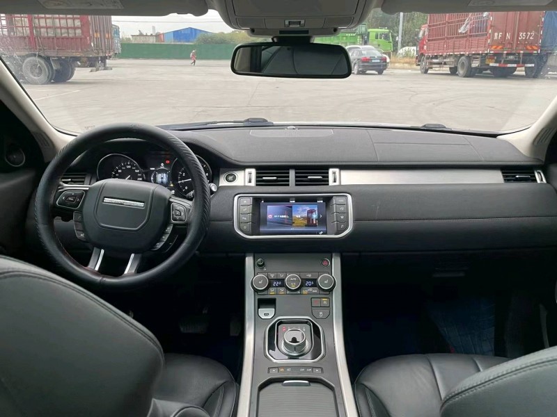 保定17年路虎极光5