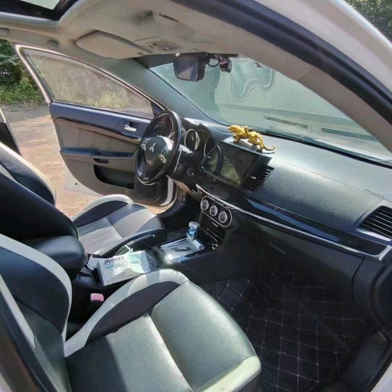 济宁14年三菱翼神6