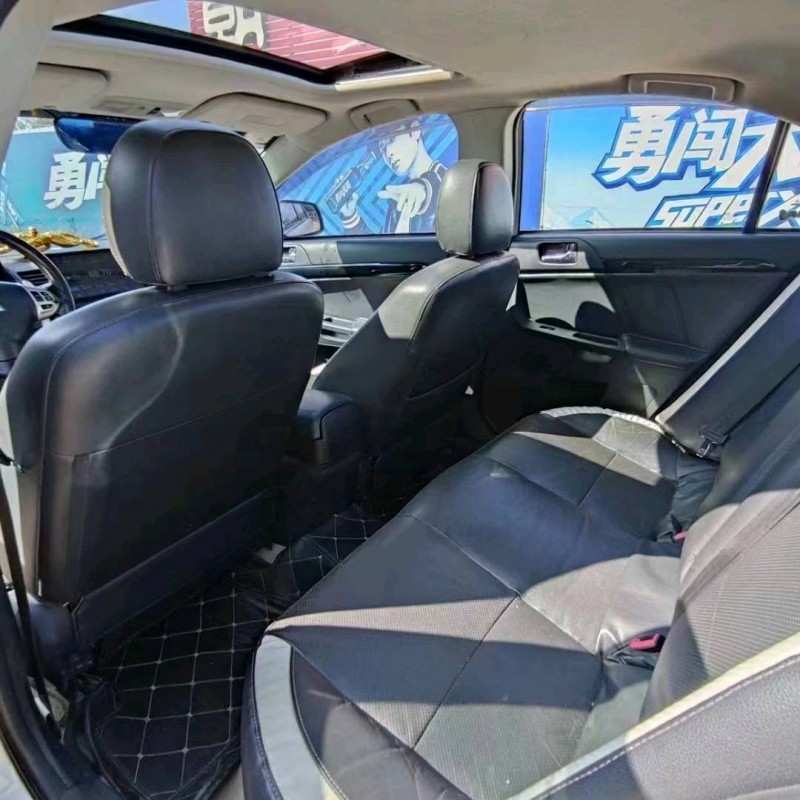 济宁14年三菱翼神4