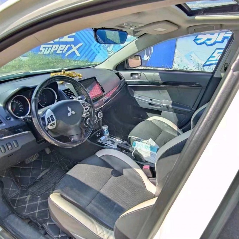 济宁14年三菱翼神3