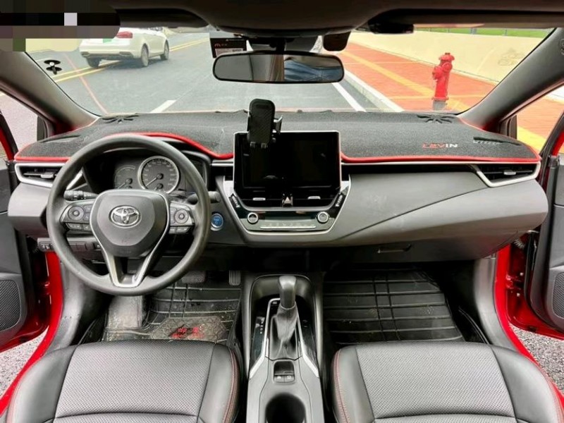 东莞20年丰田雷凌5