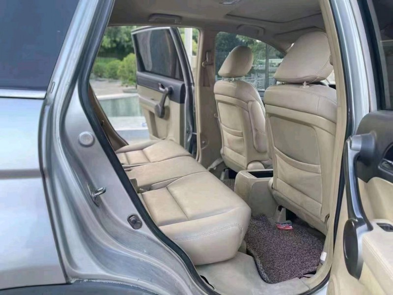 珠海10年本田CRV5