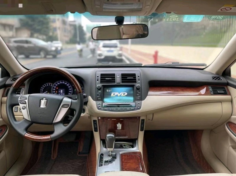 东莞14年丰田皇冠5