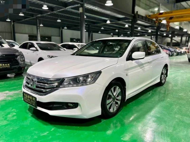 东莞15年本田雅阁2
