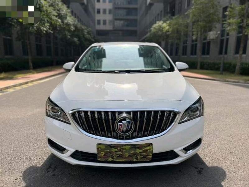 东莞17年别克威朗1