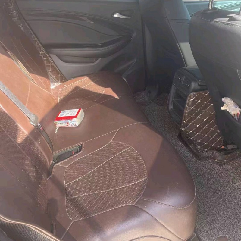 枣庄19年别克昂科威2