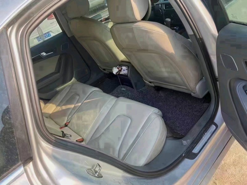 邯郸11年奥迪A4L5