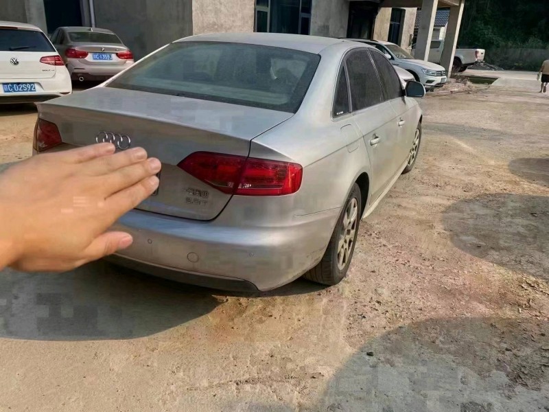 邯郸11年奥迪A4L7