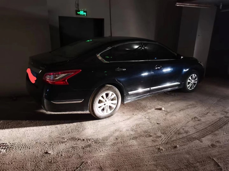 蚌埠15年日產天籟4
