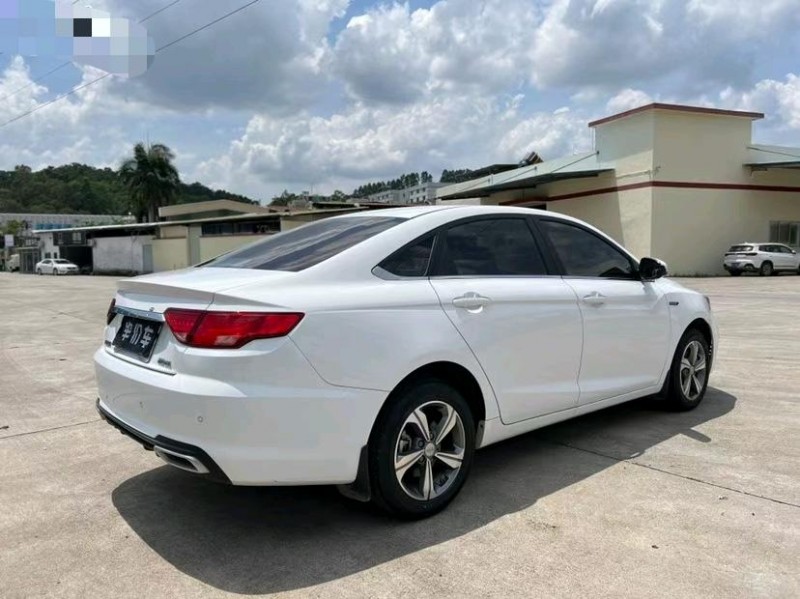 东莞19年吉利帝豪GL7