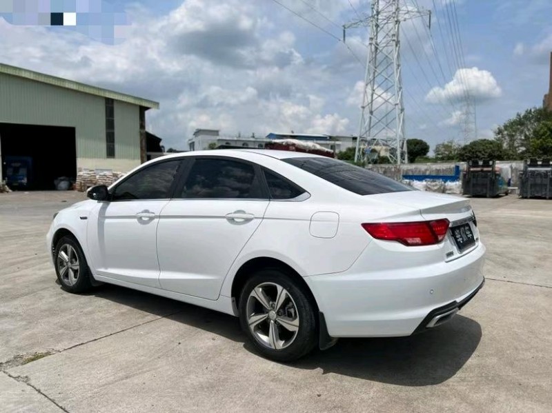 东莞19年吉利帝豪GL8