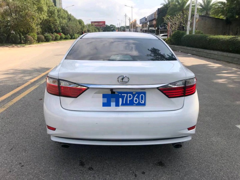 邯郸13年雷克萨斯ES3