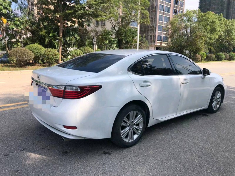 邯郸13年雷克萨斯ES4