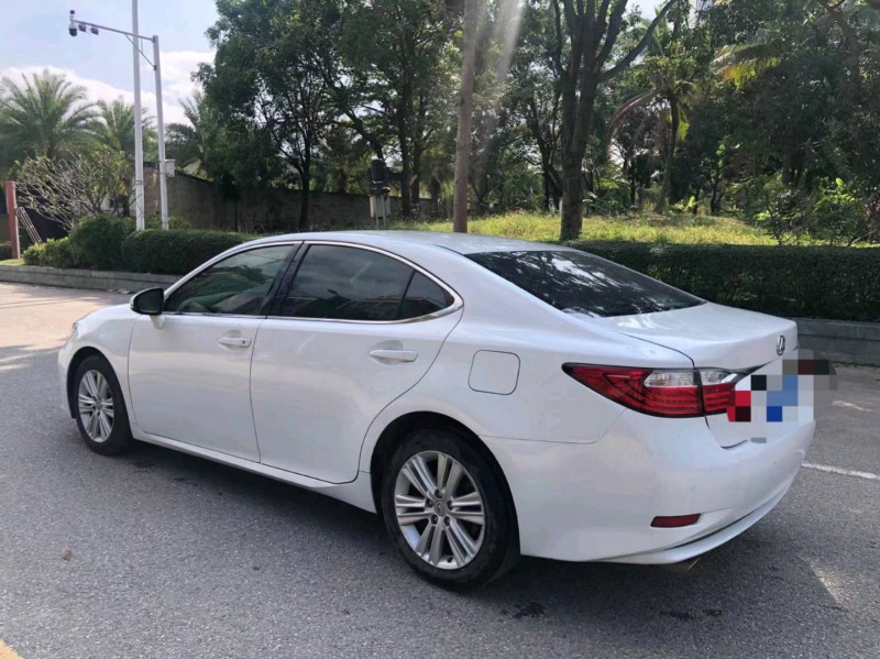 邯郸13年雷克萨斯ES7