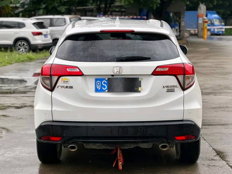 东莞19年本田缤智4