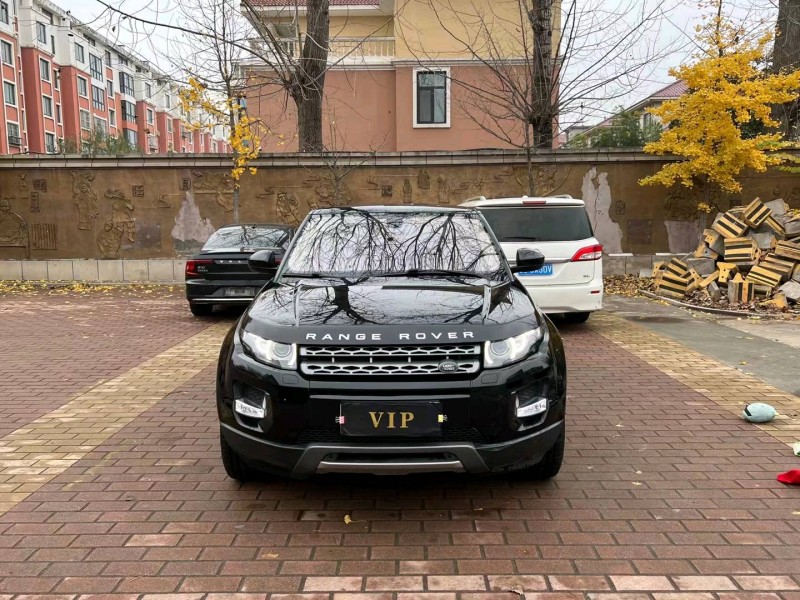 青岛15年路虎极光1