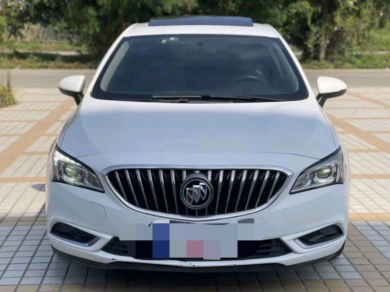 珠海16年别克威朗1