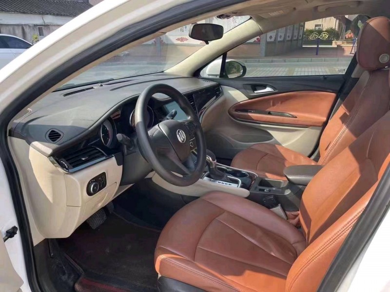 珠海16年别克威朗4