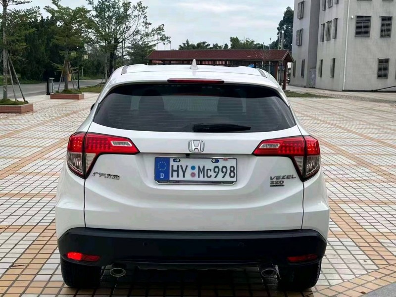 珠海19年本田缤智3