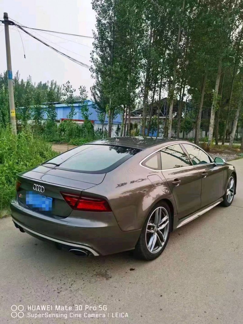 济宁14年奥迪A7L7