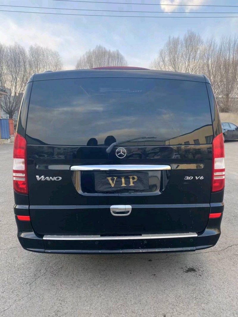 沈阳14年奔驰唯雅诺6