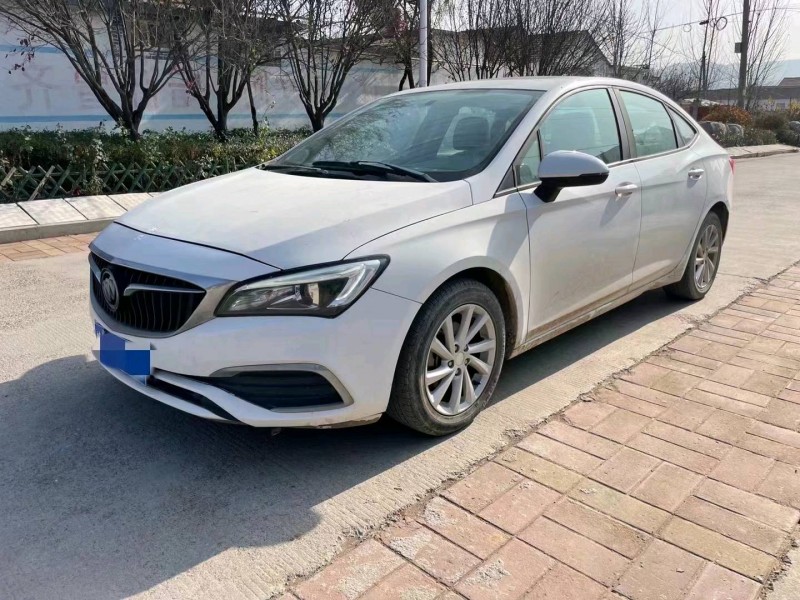 烟台18年别克威朗2