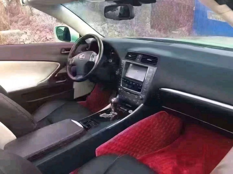 北京11年雷克萨斯IS6