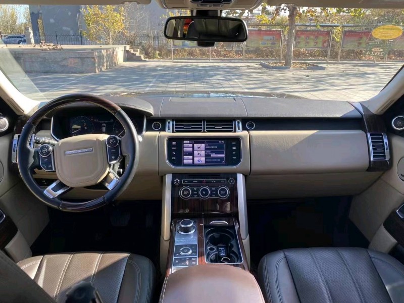 济南14年路虎揽胜行政5