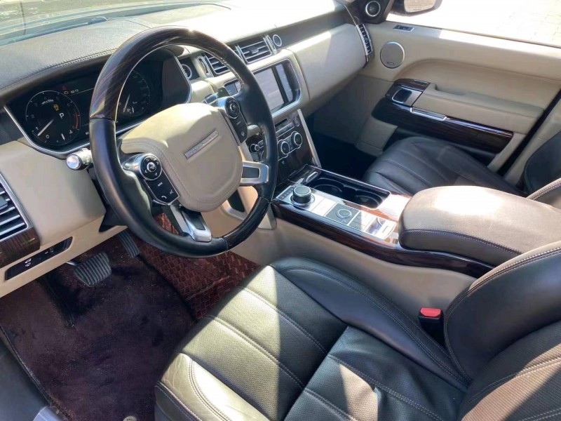 济南14年路虎揽胜行政4