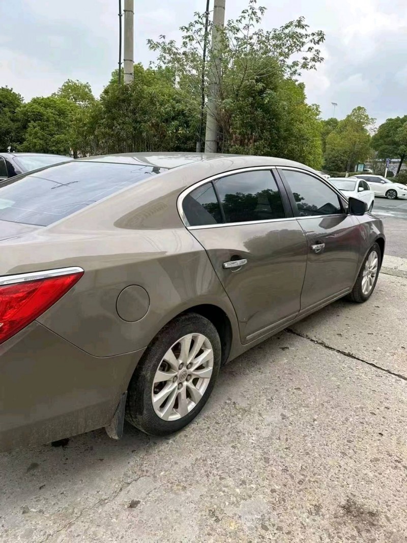 常州14年别克君越7