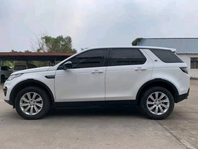 中山19年路虎发现神行6