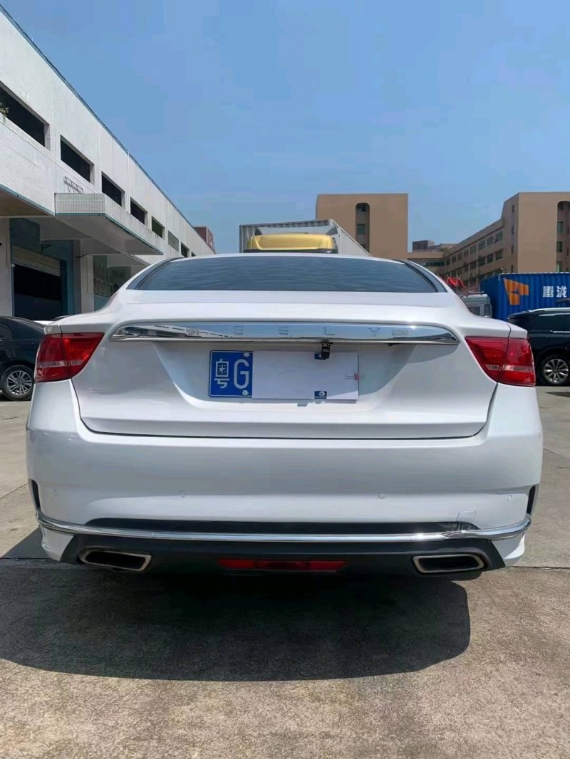 中山18年吉利博瑞3