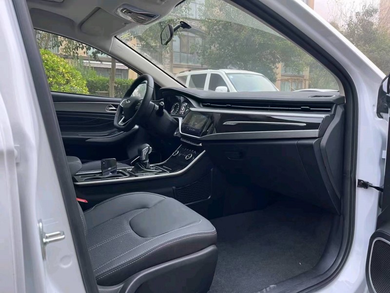 枣庄22年奇瑞艾瑞泽5