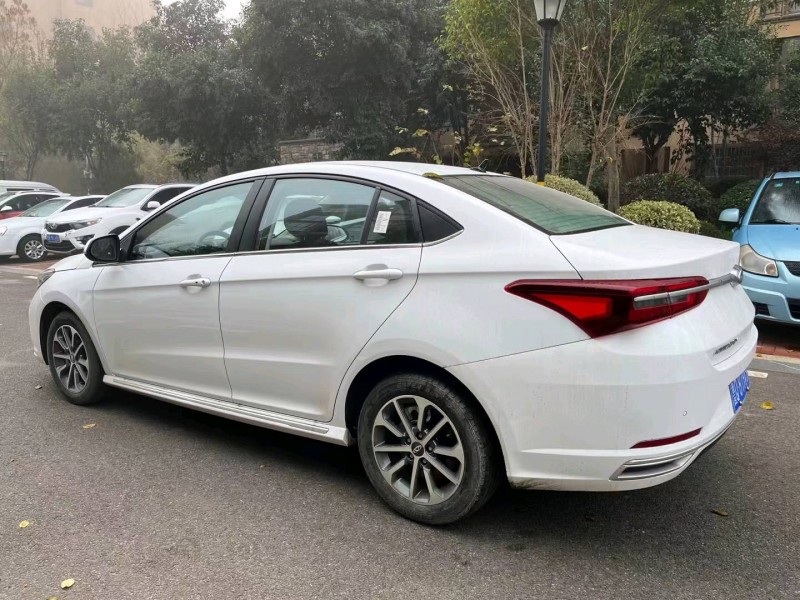 枣庄22年奇瑞艾瑞泽8