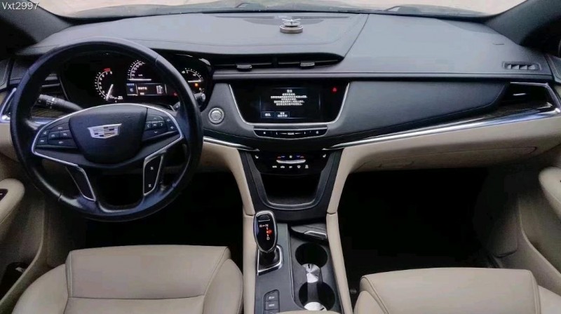 东莞17年凯迪拉克XT55