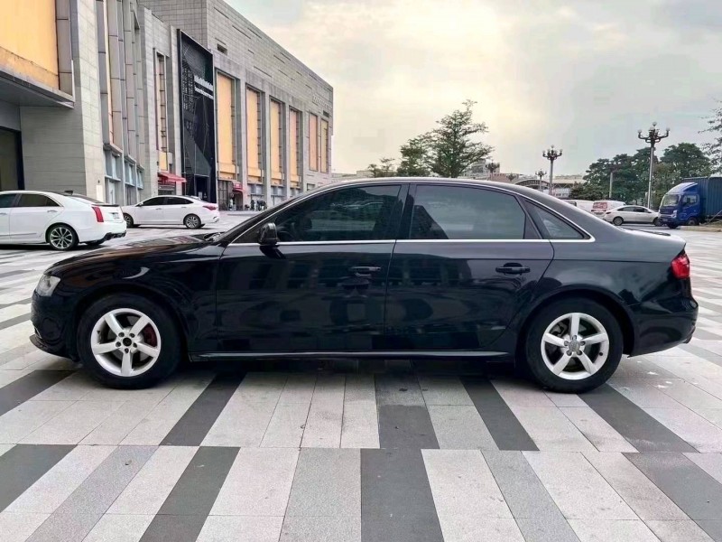 东莞17年奥迪A4L3