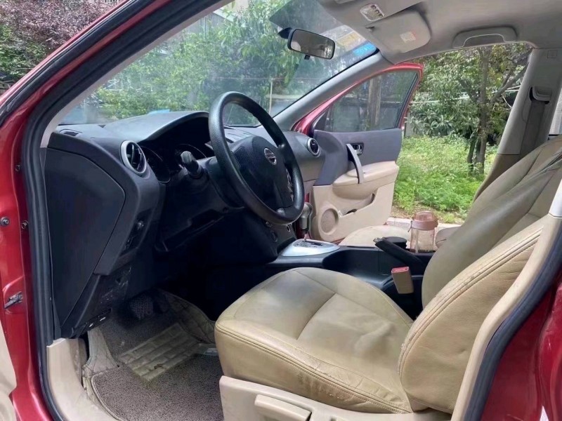 潍坊11年日产逍客4