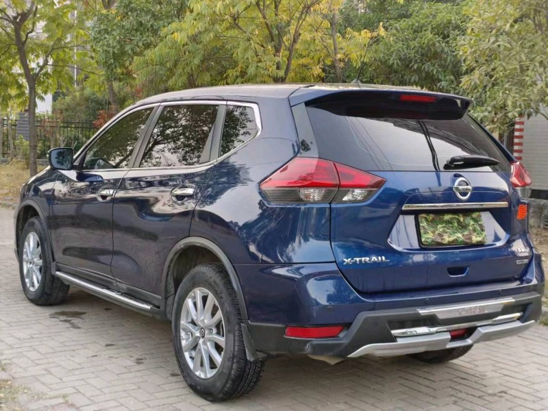 北京18年日产奇骏7