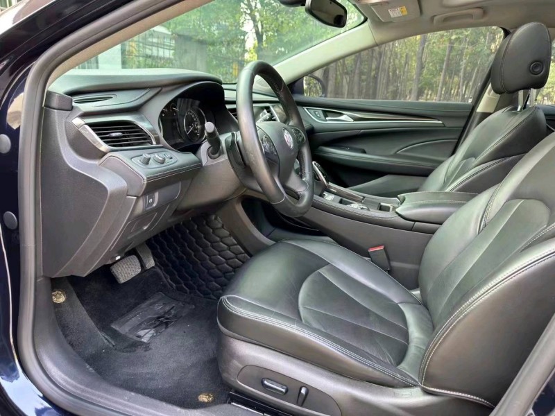 北京21年别克君越5