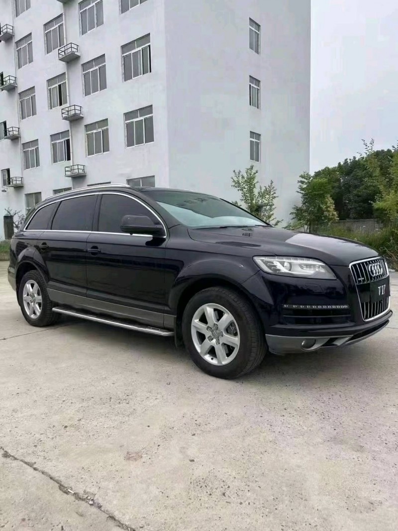 北京14年奥迪Q78