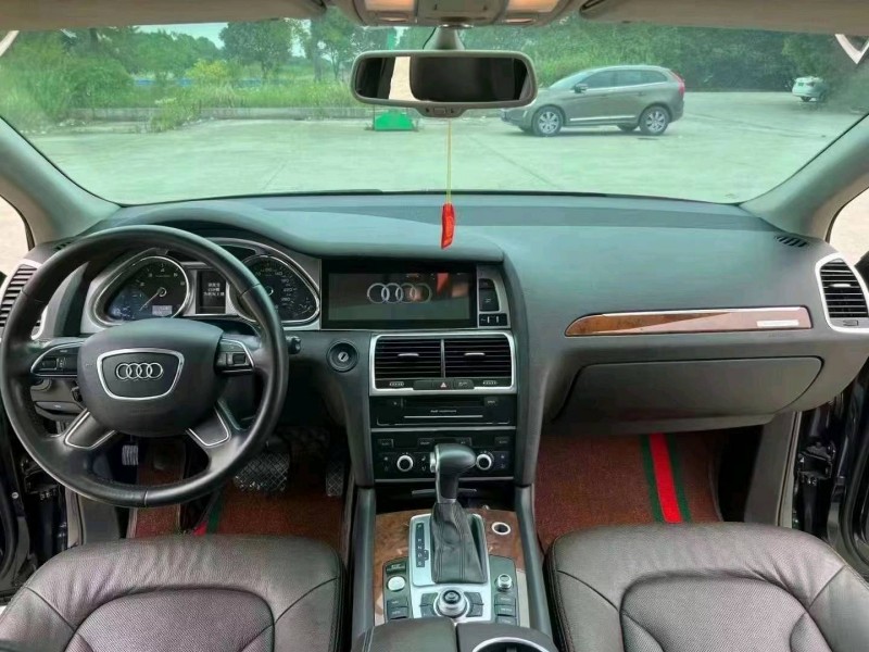 北京14年奥迪Q72