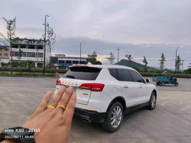 嘉兴18年哈弗H75