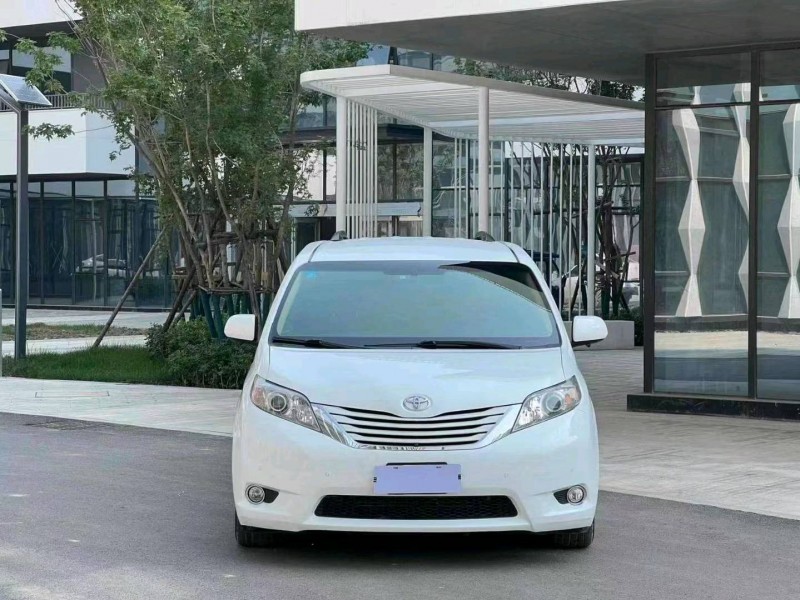 邯郸18年丰田塞纳9