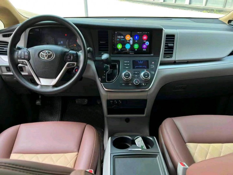 邯郸18年丰田塞纳1