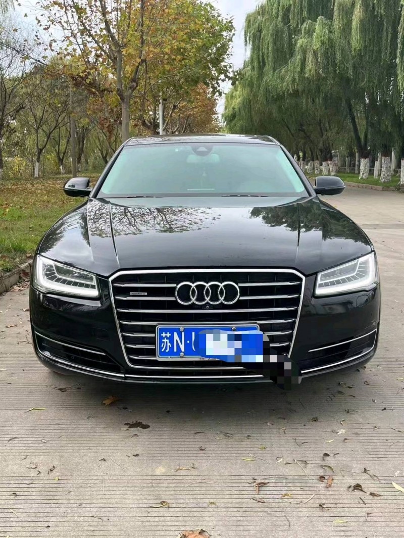 徐州16年奥迪A8L9