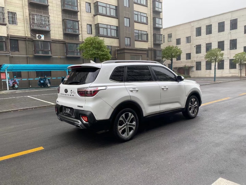 徐州20年起亚智跑9