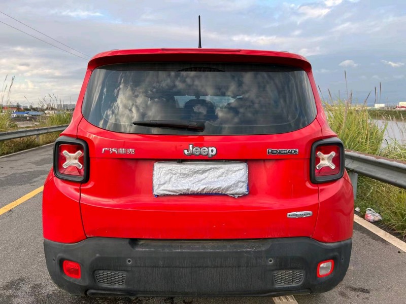 邯郸17年Jeep自由侠7