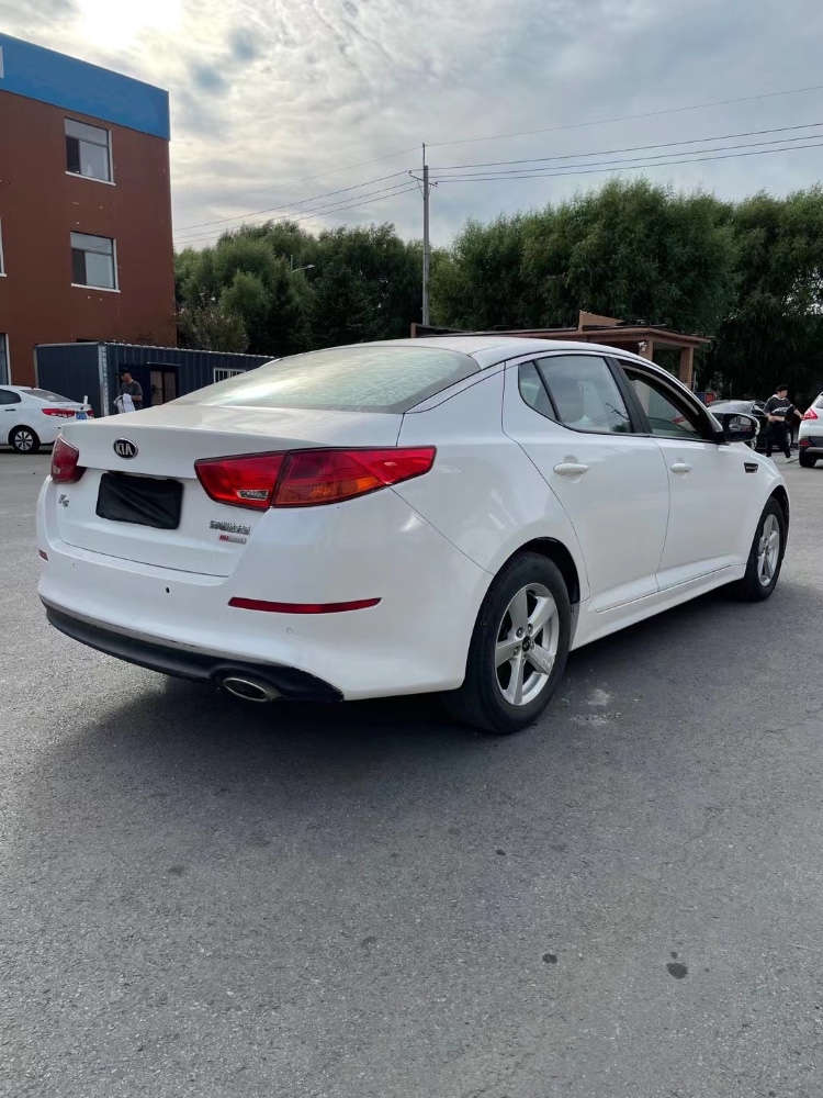 沈阳17年起亚K52