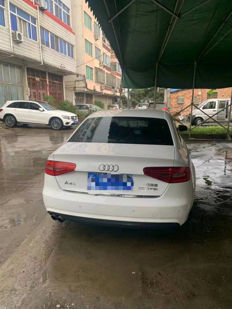 湖州14年奧迪A4L8