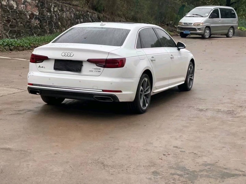 嘉兴19年奥迪A4L6